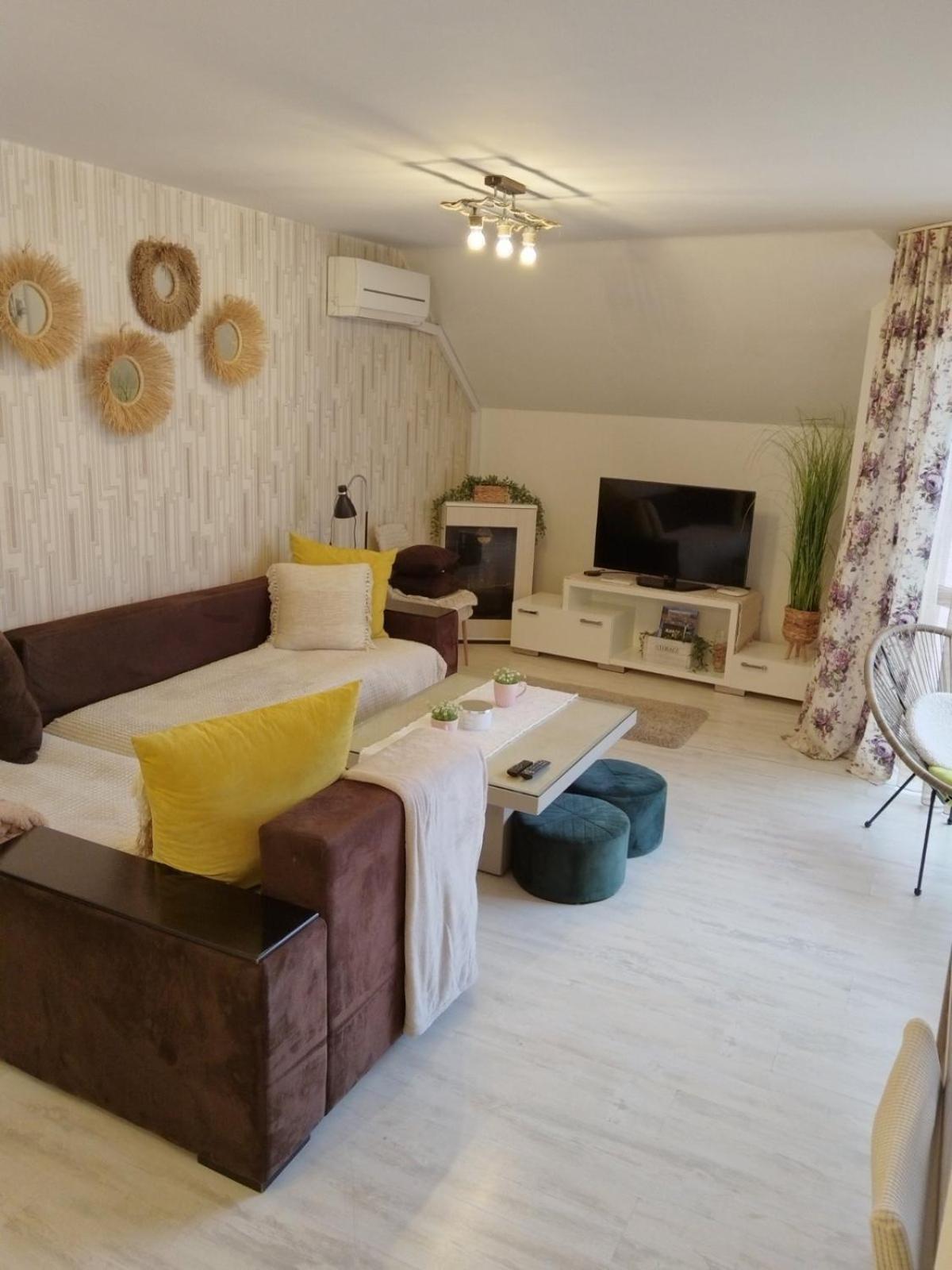 Sweety Apartment Сливен Екстериор снимка